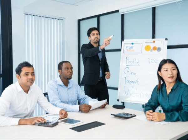 How Business Coaches In India Help Build Strong Teams That Deliver Results